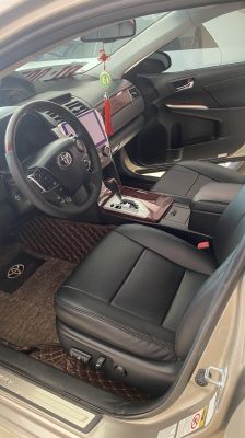 Cân bán xe Camry 2.5Q sx 2015 stđ bản full cao cấp nhất mầu vàng cát